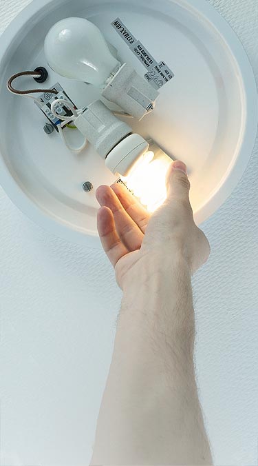 Replacing old bulb with new
